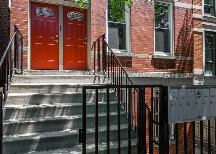 Apartment Wicker Park 1-br Walk To Train & Grocery Easy Downtown Access